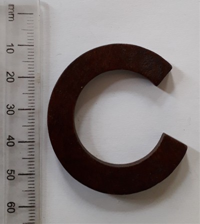 50mm Wooden Pendant - Broken Loop - Brown (each)
