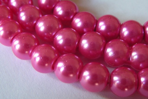 8mm Cerise Glass Pearls (+/- 104 pieces)