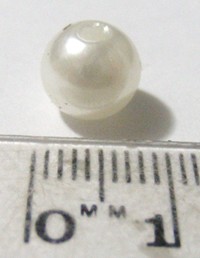 8mm Acrylic Pearls - White (pkt of 30)