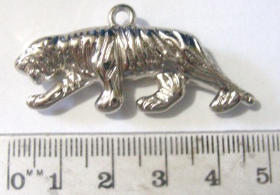 45mm Metallised Pendant - Tiger (each)
