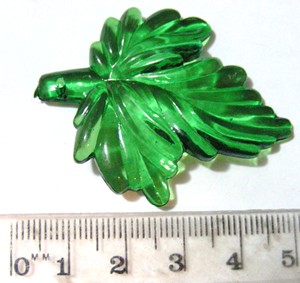 Acrylic Green Leaf - Large (each)