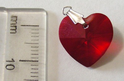 15mm Crystal Heart with Bail- Red(each)