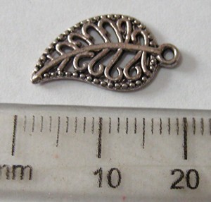 20mm Nickel Charm - Leaf (each)