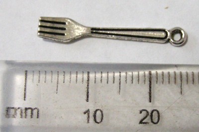 20mm Nickel Charm - Fork (each)