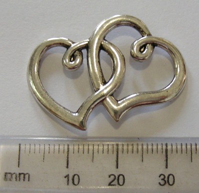 35mm Nickel Connector - Double Heart (each)