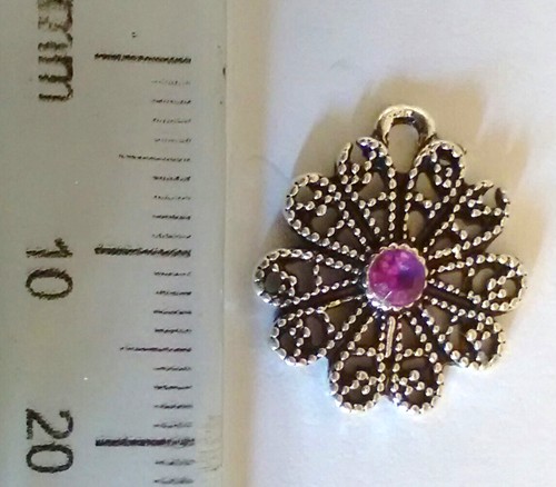 15mm Nickel Filligree Floral Pendant with Diamante - Purple (eac