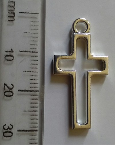 28mm Nickel Pendant - Cross (each)