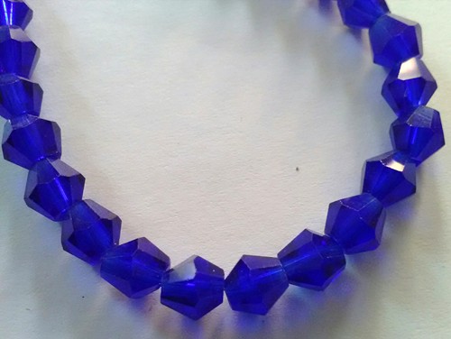 6mm Crystal Bicones - Sapphire Blue (+/-50 pieces)